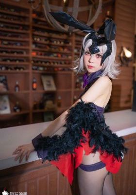 无码精品国产笫1页_十万网红美女美酱