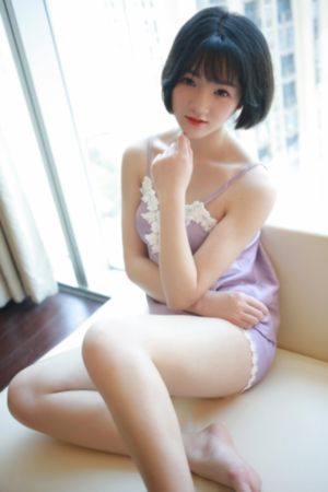 中年夫妇大白天啪啪自拍_2022在线观看