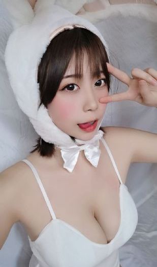 熟人妻久久中文字幕_高清完整无删减高清视频播放