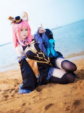 Cos白毛初音未来啪啪1_720完整视频观看